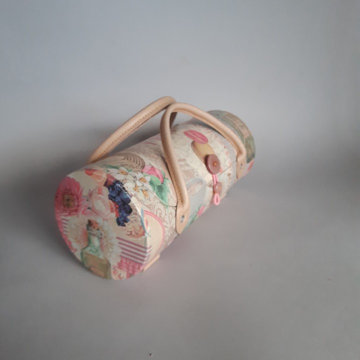 Mallette Petit Déjeuner à Paris - 20 cm